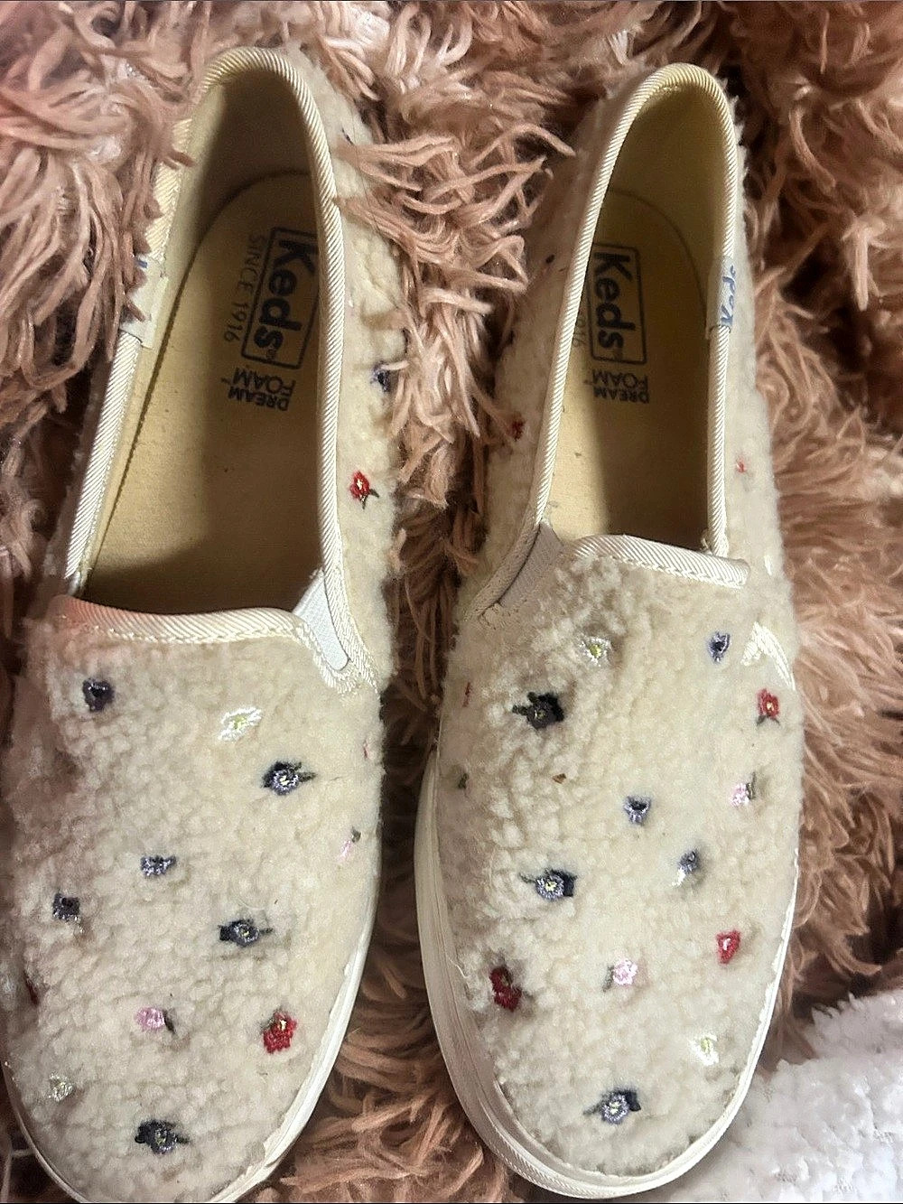 Keds Double Decker Embroidered Slip-On Sneakers Cream US 6.5